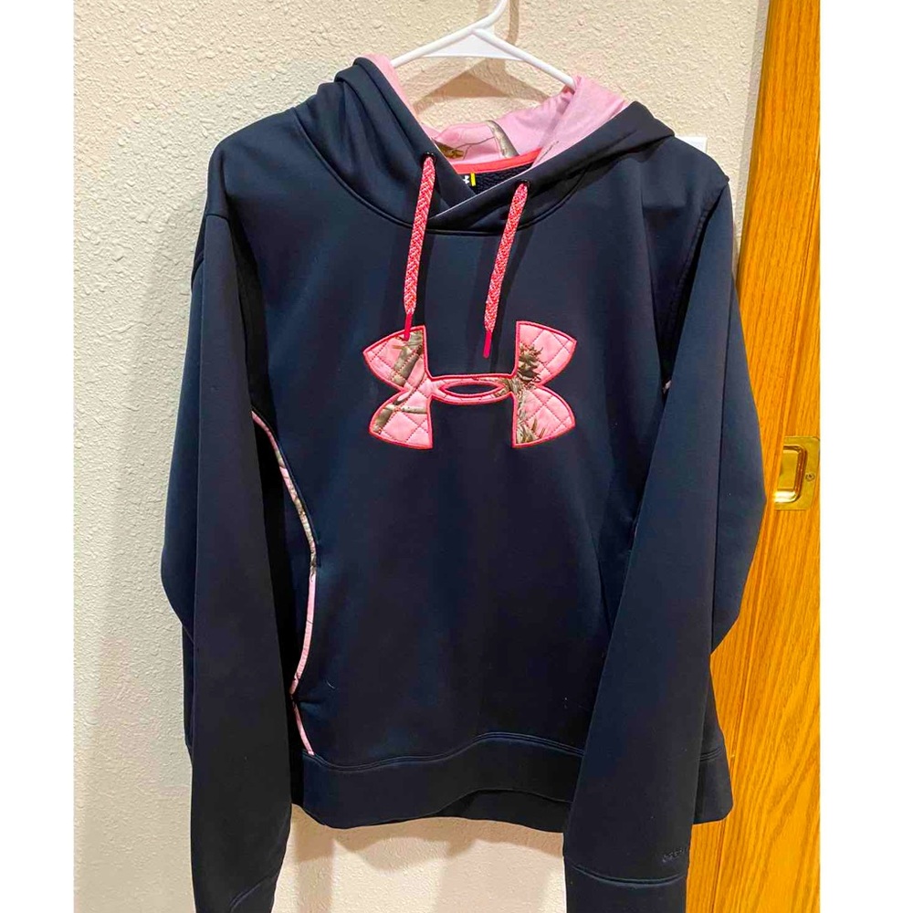 Under Armour hoodie